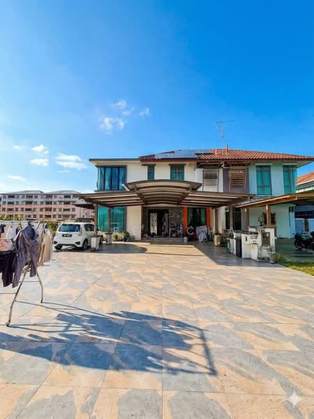 Cluster House for Sale in Taman Sutera Utama (Skudai) - Lauren Chai - Exterior - PropertyGuru.com.my
