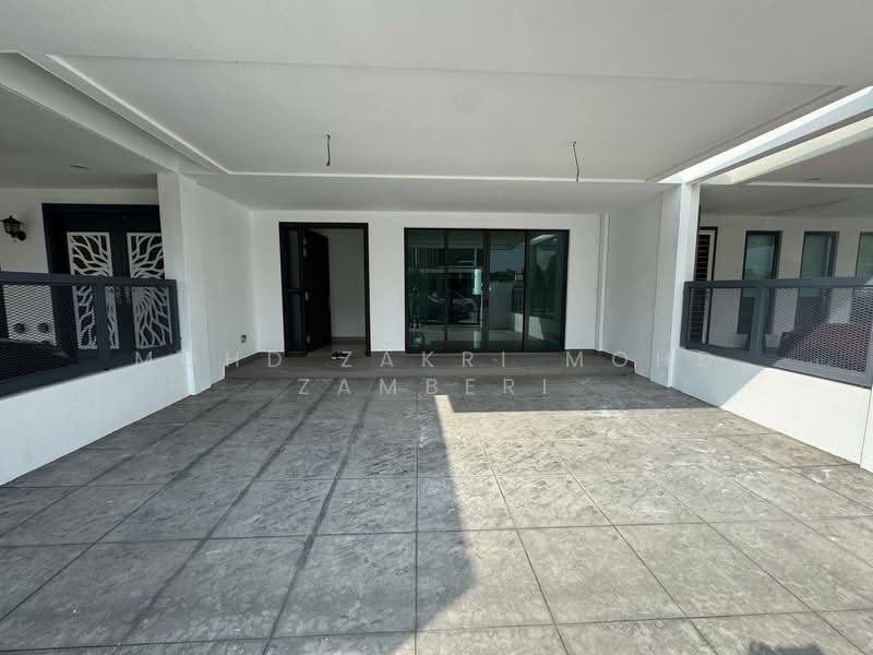 Rumah Teres 2 Tingkat untuk Dijual di Bukit Raja (Selangor) - Mohd Zakri Mohd Zamberi - Exterior - PropertyGuru.com.my