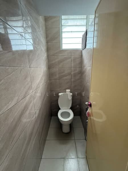 Office for Rent in Bandar Botanic (Klang) - Kelly Teo - Bathroom - PropertyGuru.com.my