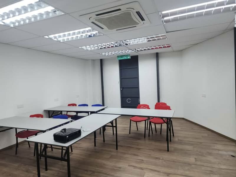 Shop for Rent in Pusat Bandar Rawang (Rawang) - Steve Chen - Study - PropertyGuru.com.my