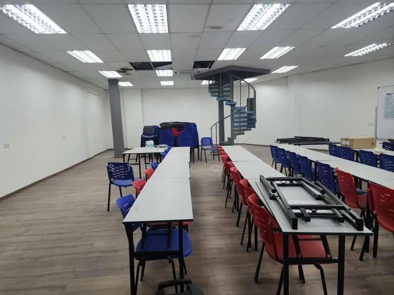 Shop for Rent in Pusat Bandar Rawang (Rawang) - Steve Chen - Interior - PropertyGuru.com.my