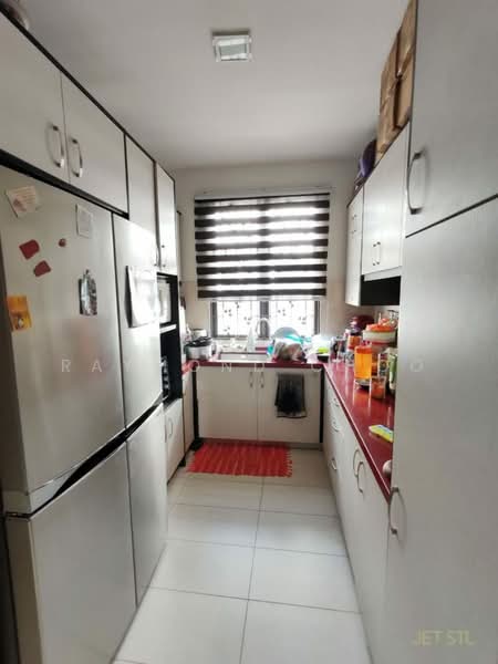 Cluster House for Sale in Setia Utama (Setia Alam) - Raymond Choo - Kitchen - PropertyGuru.com.my