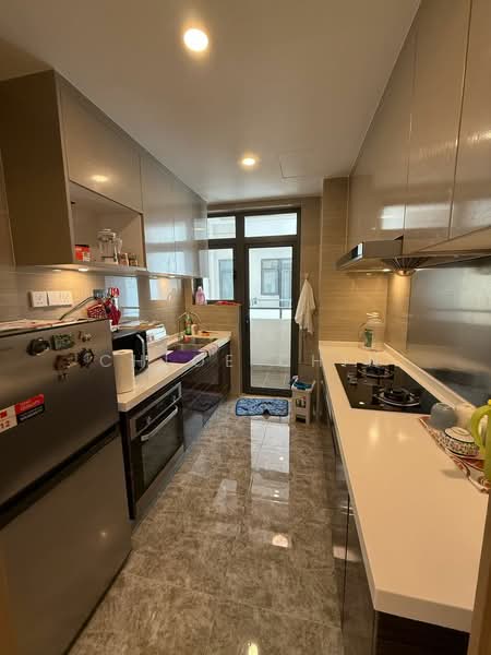 Service Residence for Rent at R&F Princess Cove Phase 1 - Chloe Chin - Kitchen - PropertyGuru.com.my