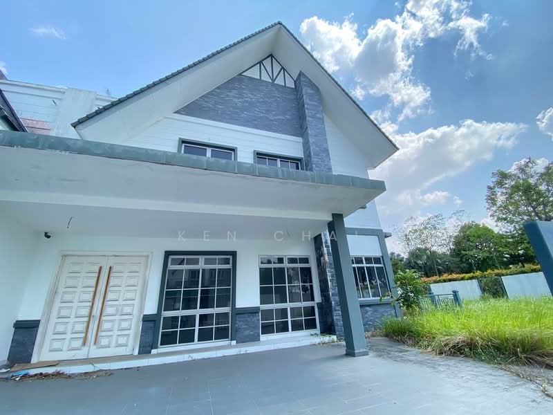 Semi-Detached House for Sale in Taman Ekoflora (Johor Bahru) - Ken Chai - Exterior - PropertyGuru.com.my
