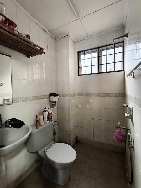 2-storey Terraced House for Sale in Shah Alam (Selangor) - Suhana Abdullah Sani - Bathroom - PropertyGuru.com.my