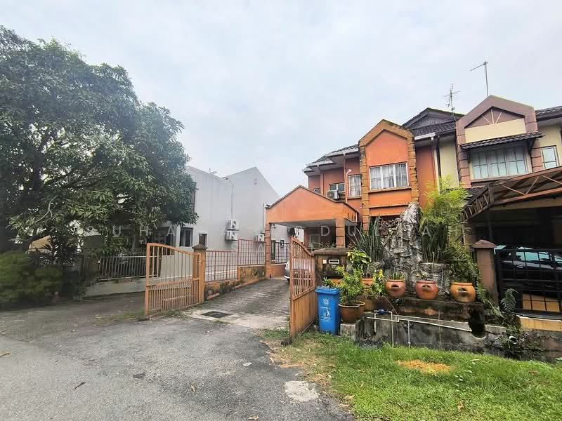 2-storey Terraced House for Sale in Shah Alam (Selangor) - Suhana Abdullah Sani - Exterior - PropertyGuru.com.my