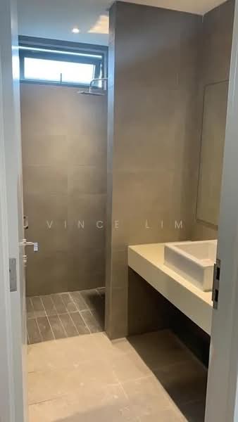 Kondominium untuk Dijual di Vivo Residential Suites - Vince Lim - Bathroom - PropertyGuru.com.my