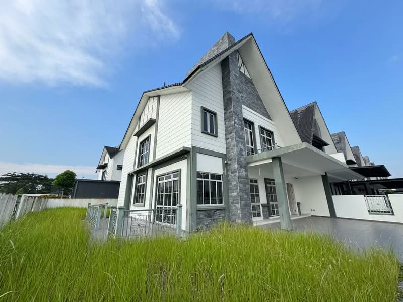 Semi-Detached House for Sale in Taman Ekoflora (Johor Bahru) - Ken Chai - PropertyGuru.com.my