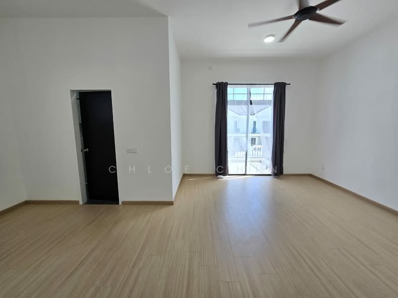 Cluster House for Rent in Iskandar Puteri (Nusajaya) (Johor) - Chloe Chin - Living Room - PropertyGuru.com.my