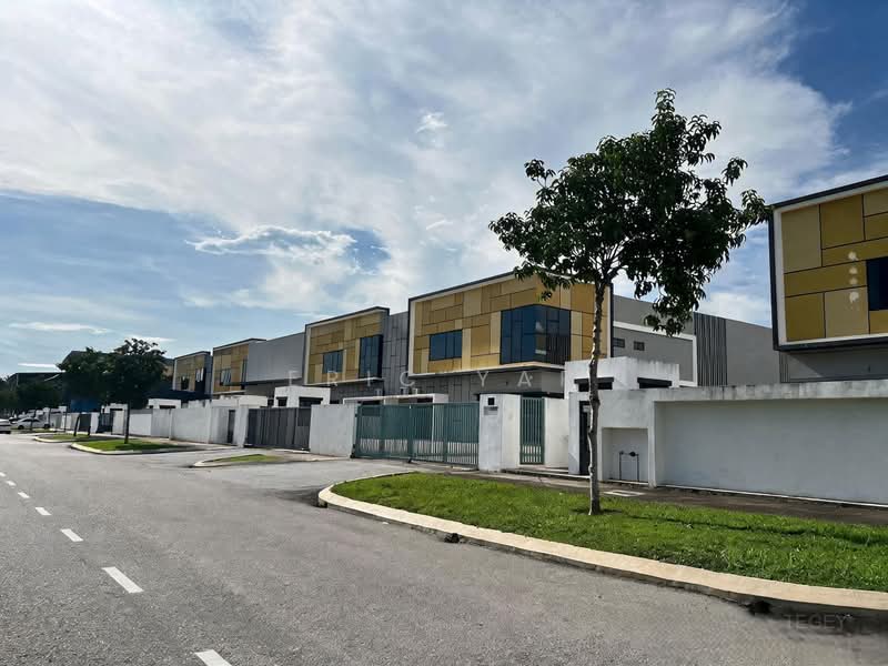 Kilang Berkembar untuk Disewa di Eco Business Park V (Puncak Alam) - Eric Yap - Exterior - PropertyGuru.com.my
