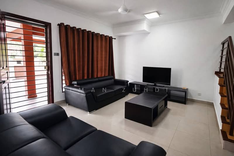 2-storey Terraced House for Sale in Putra Heights (Subang Jaya) - AIMAN ZUHDI - Living Room - PropertyGuru.com.my