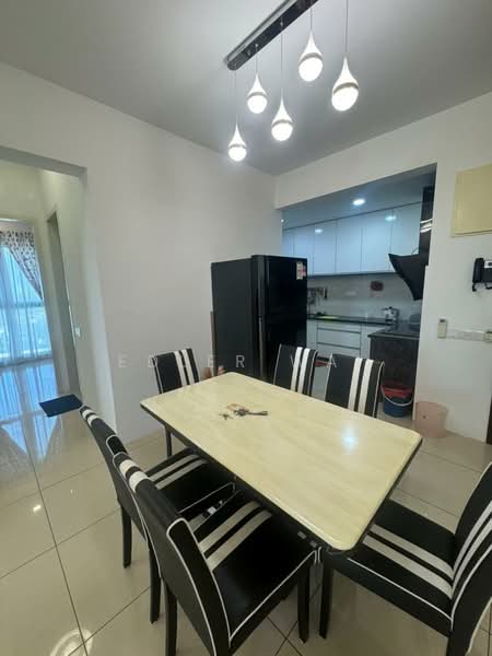 Servis Apartment untuk Disewa di Mahkota Impian - Edler Wai - Dining Room - PropertyGuru.com.my