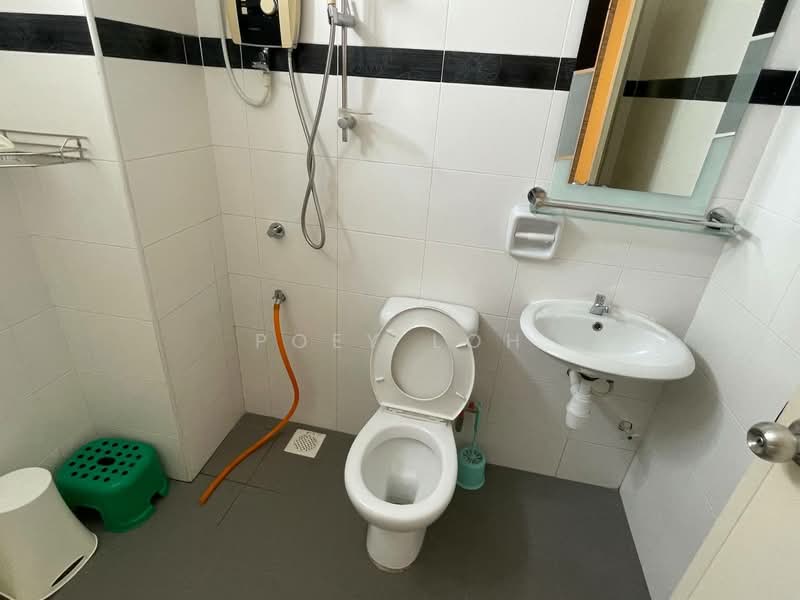 Servis Apartment untuk Disewa di Tebrau City Residences - Poey Loh - Bathroom - PropertyGuru.com.my