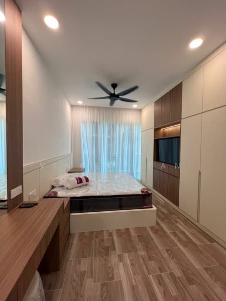 Kondominium untuk Disewa di QuayWest Residence - Vincent Tan - Bedroom - PropertyGuru.com.my