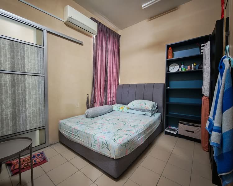 Rumah Teres 2 Tingkat untuk Dijual di Laman Glenmarie (Shah Alam) - Jim Ling - Bedroom - PropertyGuru.com.my