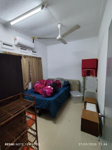 1-storey Terraced House for Rent in Taman Abad (Johor Bahru) - Poey Loh - Bedroom - PropertyGuru.com.my