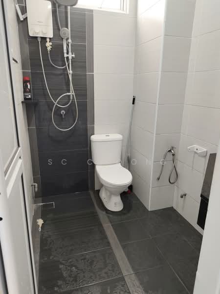 Condominium for Rent at The Oasis - SC Choong - Bathroom - PropertyGuru.com.my