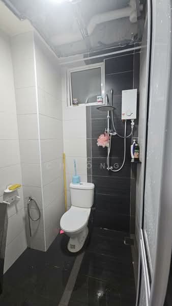 Condominium for Rent at The Oasis - SC Choong - Bathroom - PropertyGuru.com.my