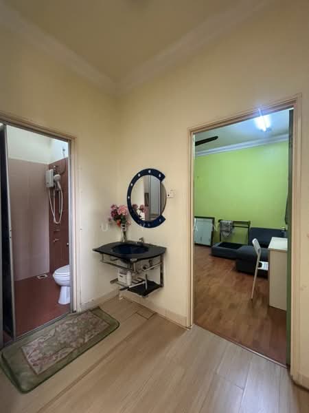 Cluster House for Sale in Johor Bahru (Johor) - Ruby Tan - Bathroom - PropertyGuru.com.my