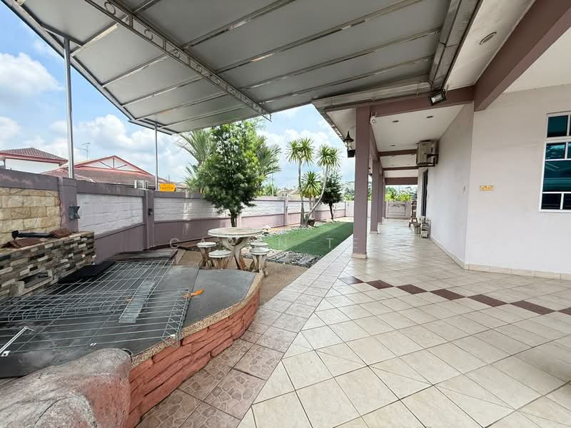 Rumah Teres 1 Tingkat untuk Dijual di Taman Setia Indah (Tebrau) - Caryn Ter - Exterior - PropertyGuru.com.my