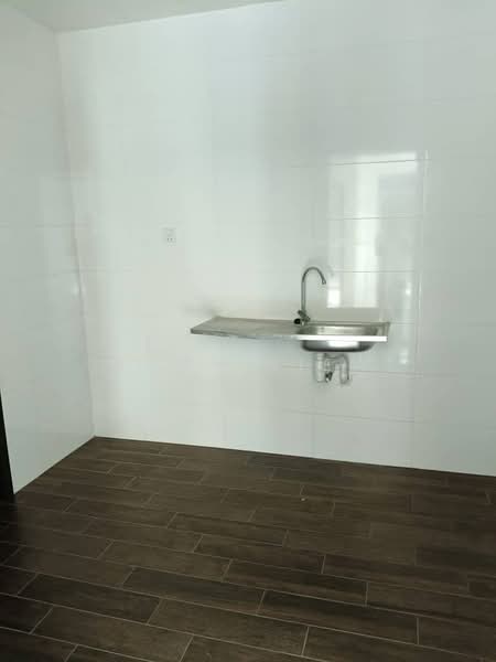 Condominium for Sale at Eco Terraces - Boon Siew - Kitchen - PropertyGuru.com.my