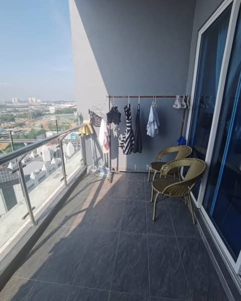 Servis Apartment untuk Dijual di Skypod Residence - Jim Ling - Balcony - PropertyGuru.com.my
