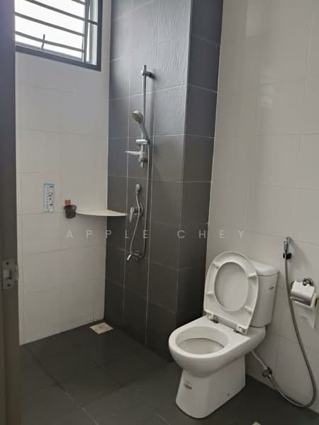 Rumah Teres 2 Tingkat untuk Disewa di Taman Redang (Johor Bahru) - Apple Chey - Bathroom - PropertyGuru.com.my