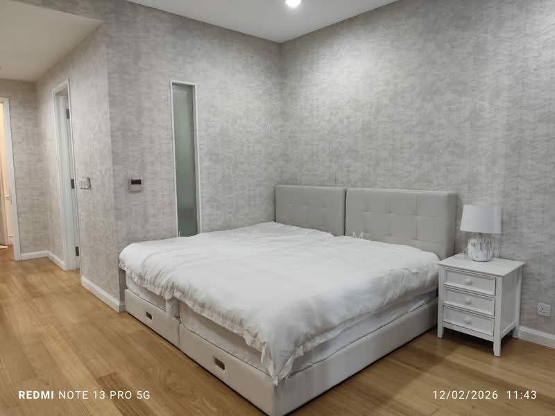 Servis Apartment untuk Dijual di The Oval - Jojo Yam - Bedroom - PropertyGuru.com.my