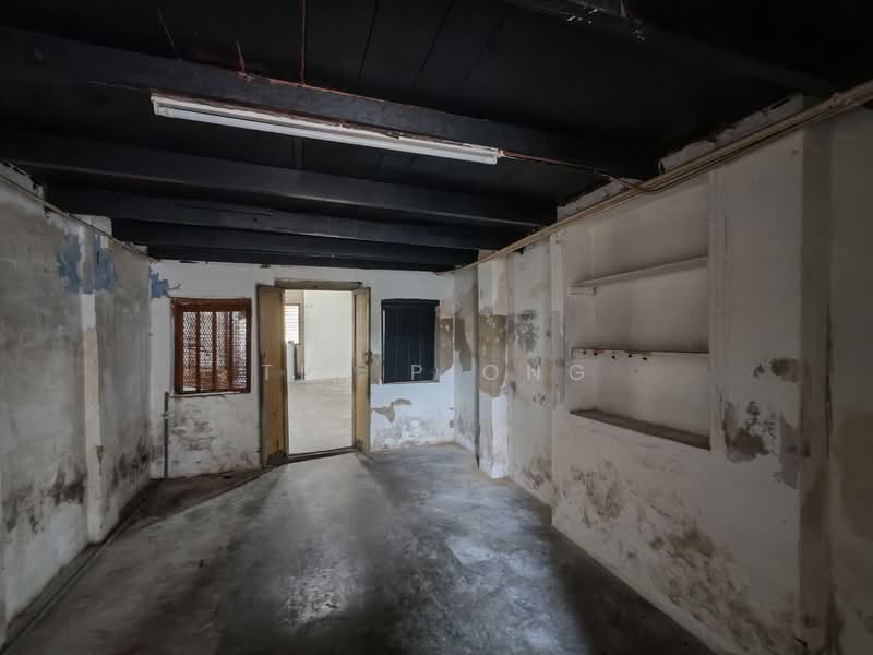Shop for Sale in Tengkera (Melaka City) - Tim Piong - Interior - PropertyGuru.com.my