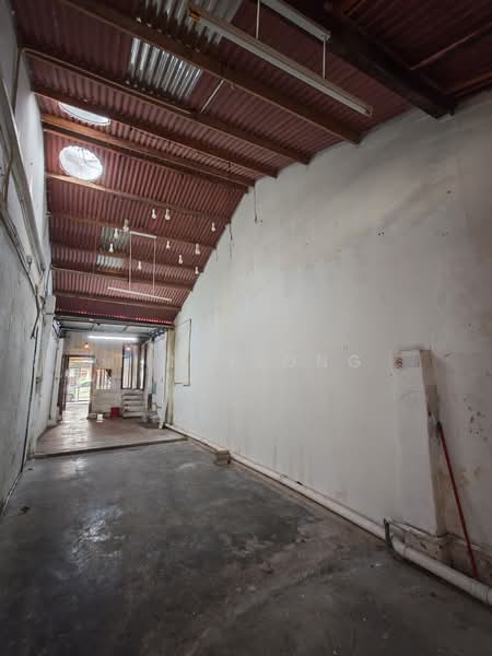 Shop for Sale in Tengkera (Melaka City) - Tim Piong - Interior - PropertyGuru.com.my