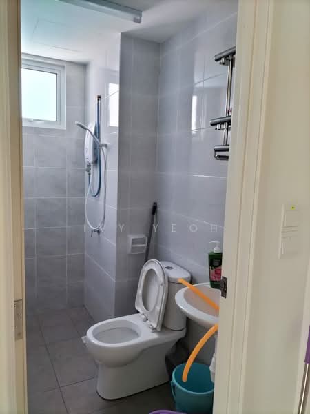 Condominium for Rent at i-Santorini - Ivy Yeoh - Bathroom - PropertyGuru.com.my