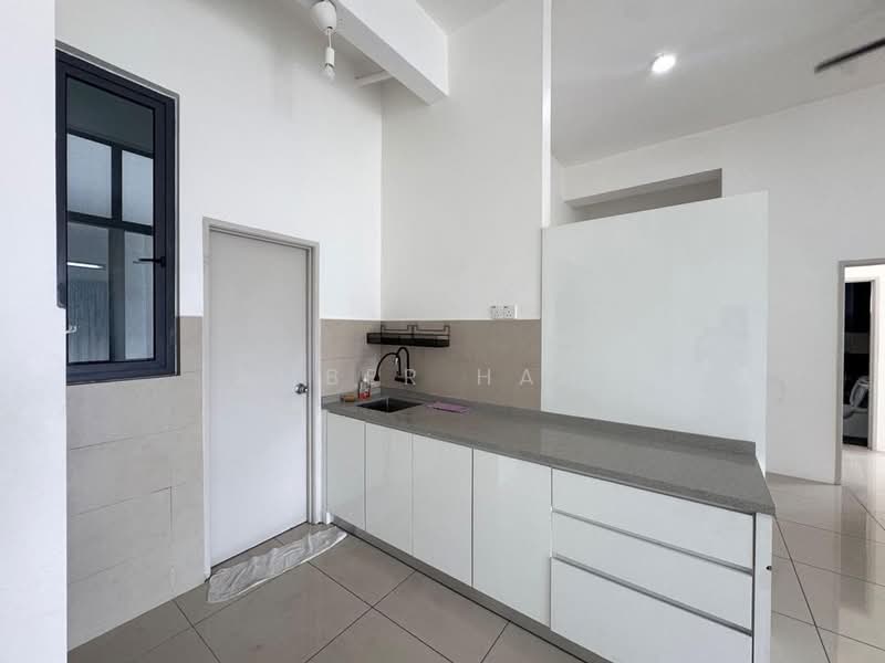 Condominium for Rent at Edge 360 - Amber Hang - Kitchen - PropertyGuru.com.my