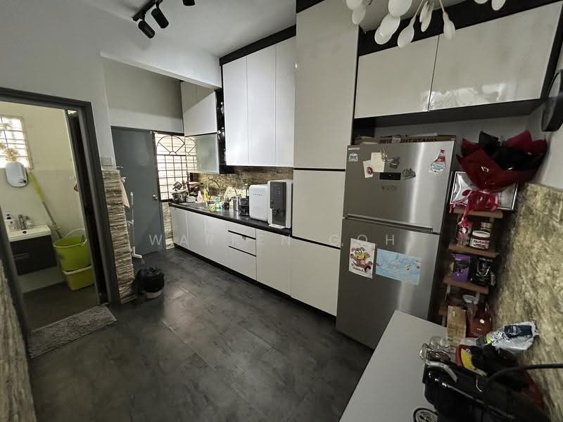 Rumah Teres 2-Tingkat untuk Dijual di Shah Alam (Selangor) - Warren Goh - Kitchen - PropertyGuru.com.my