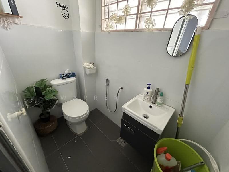Rumah Teres 2-Tingkat untuk Dijual di Shah Alam (Selangor) - Warren Goh - Bathroom - PropertyGuru.com.my