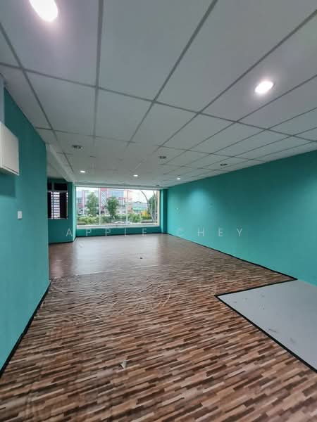 Shop / Office for Sale in Bandar Uda Utama (Johor Bahru) - Apple Chey - Interior - PropertyGuru.com.my