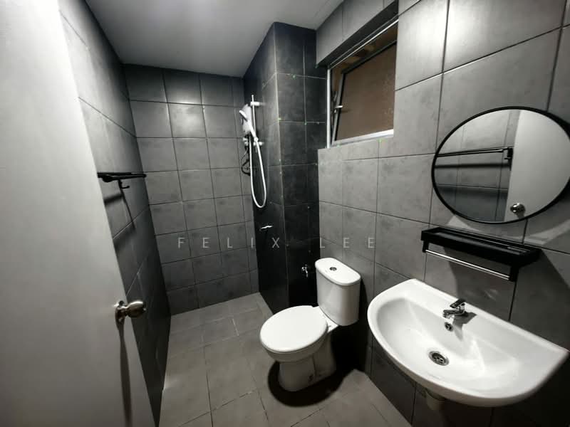 Condominium for Rent at Residensi Sateria - Felix Lee - Bathroom - PropertyGuru.com.my