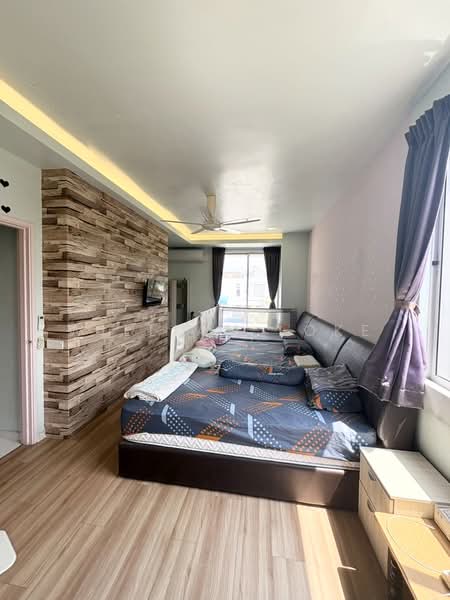 Rumah Teres 1.5 Tingkat untuk Dijual di Setia Tropika (Johor Bahru) - William Loke - PropertyGuru.com.my