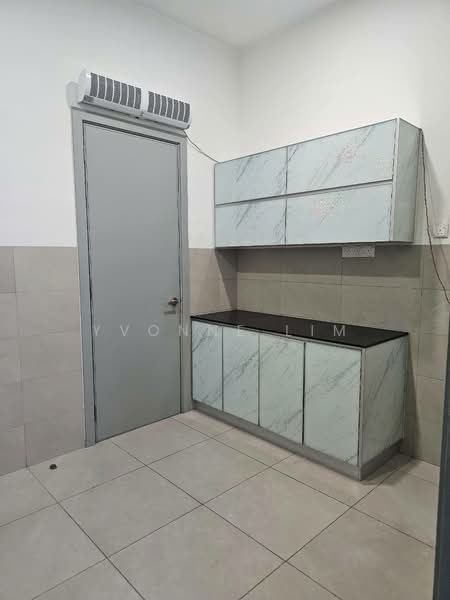 Rumah Berkembar untuk Dijual di Taman Molek (Johor Bahru) - Yvonne Lim - Kitchen - PropertyGuru.com.my