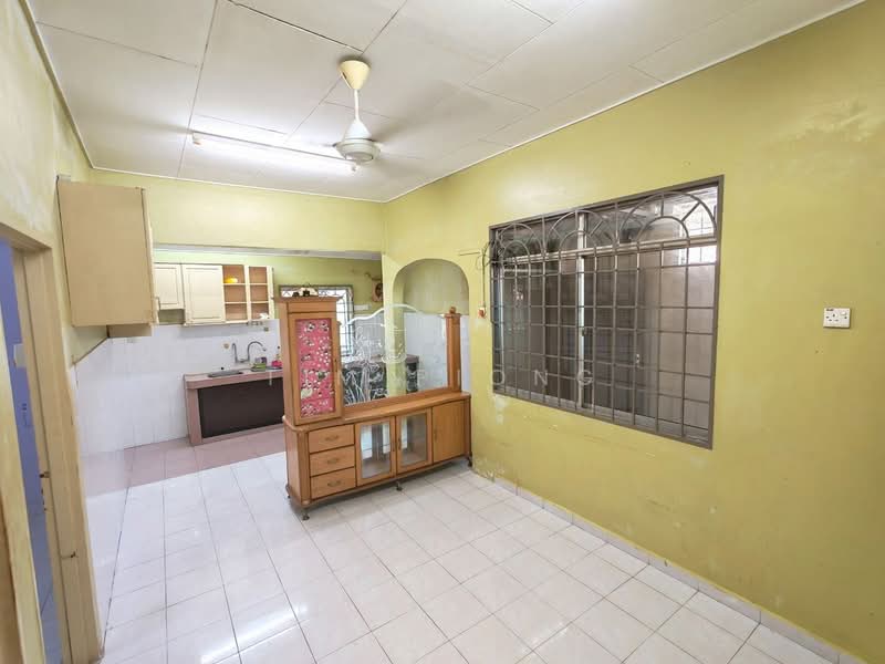 Rumah Teres 1 Tingkat untuk Dijual di Taman Saujana Indah (Bukit Katil) - Tim Piong - Kitchen - PropertyGuru.com.my