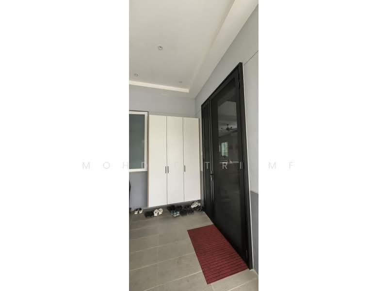 Zero-Lot Bungalow for Sale in Lakefront Villa (Cyberjaya) - Mohd Fitri MF - Entrance - PropertyGuru.com.my