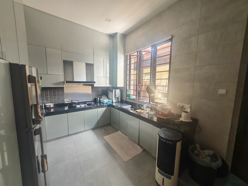 Bungalow House untuk Dijual di Taman Yarl (Jalan Klang Lama (Old Klang Road)) - Bobo Lee - Kitchen - PropertyGuru.com.my