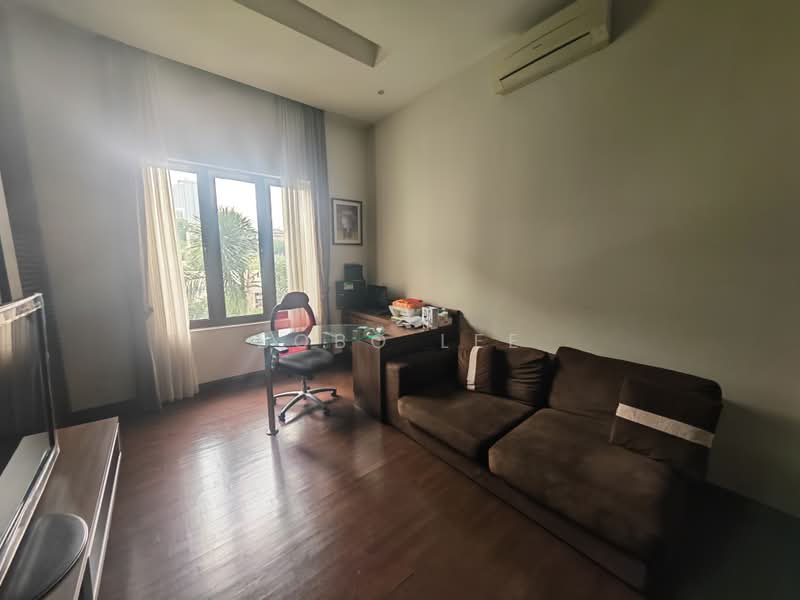 Bungalow House untuk Dijual di Taman Yarl (Jalan Klang Lama (Old Klang Road)) - Bobo Lee - Study - PropertyGuru.com.my