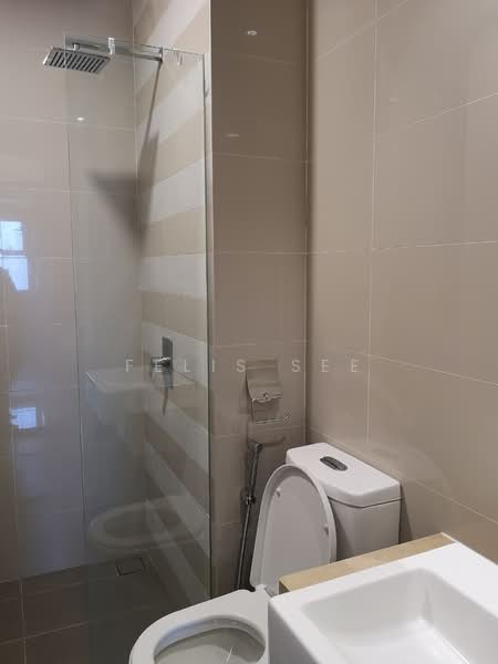 Servis Apartment untuk Disewa di South View - Felis See - Bathroom - PropertyGuru.com.my