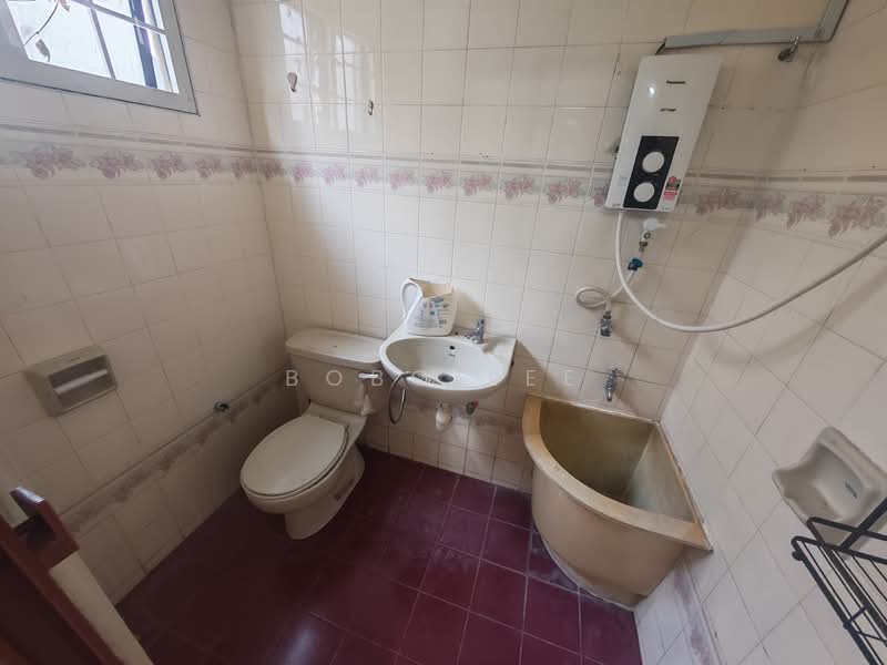 2-storey Terraced House for Sale in Taman Overseas Union (Taman Oug) (Jalan Klang Lama (Old Klang Road)) - Bobo Lee - Bathroom - PropertyGuru.com.my