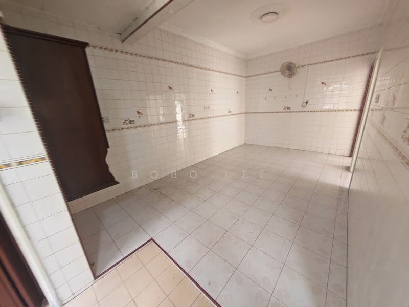 2-storey Terraced House for Sale in Taman Overseas Union (Taman Oug) (Jalan Klang Lama (Old Klang Road)) - Bobo Lee - Kitchen - PropertyGuru.com.my