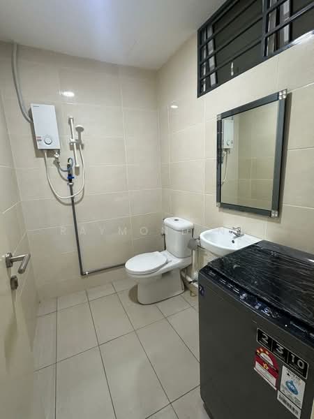 Servis Apartment untuk Disewa di De Centrum Residences - Raymond Ng - Bathroom - PropertyGuru.com.my
