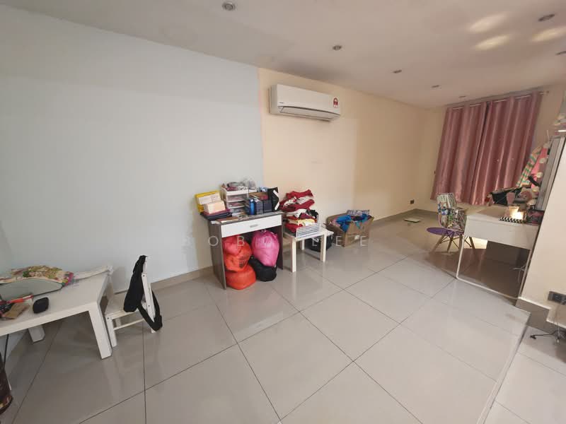 Semi-Detached House for Sale in Taman Overseas Union (Taman Oug) (Jalan Klang Lama (Old Klang Road)) - Bobo Lee - Interior - PropertyGuru.com.my