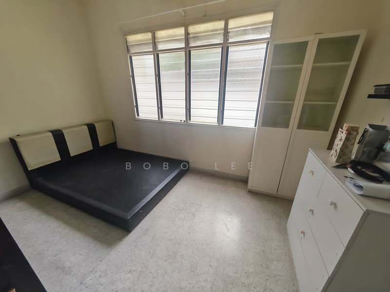 Semi-Detached House for Sale in Taman Overseas Union (Taman Oug) (Jalan Klang Lama (Old Klang Road)) - Bobo Lee - Bedroom - PropertyGuru.com.my