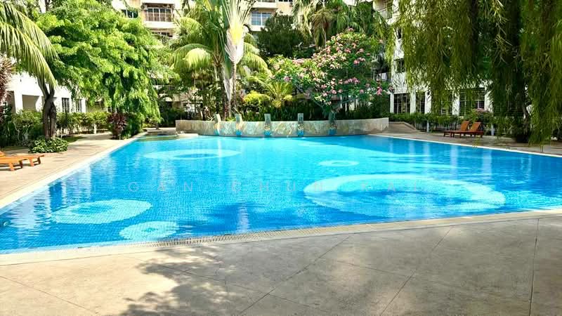 Pangsapuri untuk Disewa di The Ocean View (Bandar Sri Pinang) - Gan Chun Kai - Pool - PropertyGuru.com.my