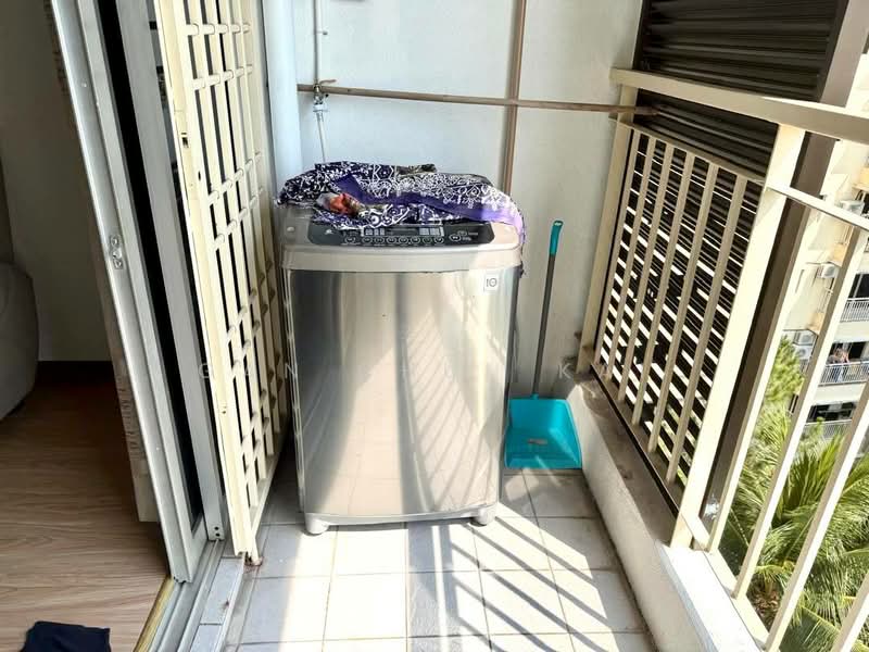 Pangsapuri untuk Disewa di The Ocean View (Bandar Sri Pinang) - Gan Chun Kai - Balcony - PropertyGuru.com.my